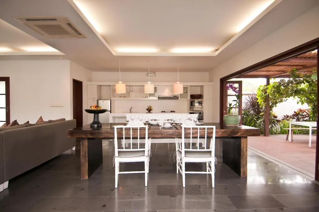 Nunia Boutique Villa Seminyak 0*,